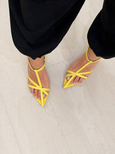 C72 LESTROSA J 29 GIALLO