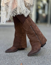 B 71 ALSIDO ČIZMICE 044 T.MORO