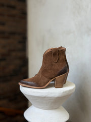 C33 OVYE RGJUDY TABACCO