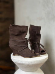 C16 LESTROSA ČIZMICE V14 MORO