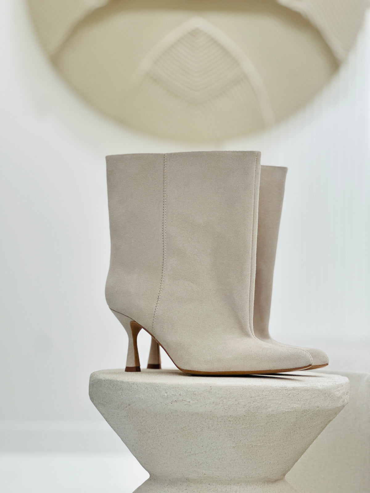 C48 LESTROSA V 760 BEIGE