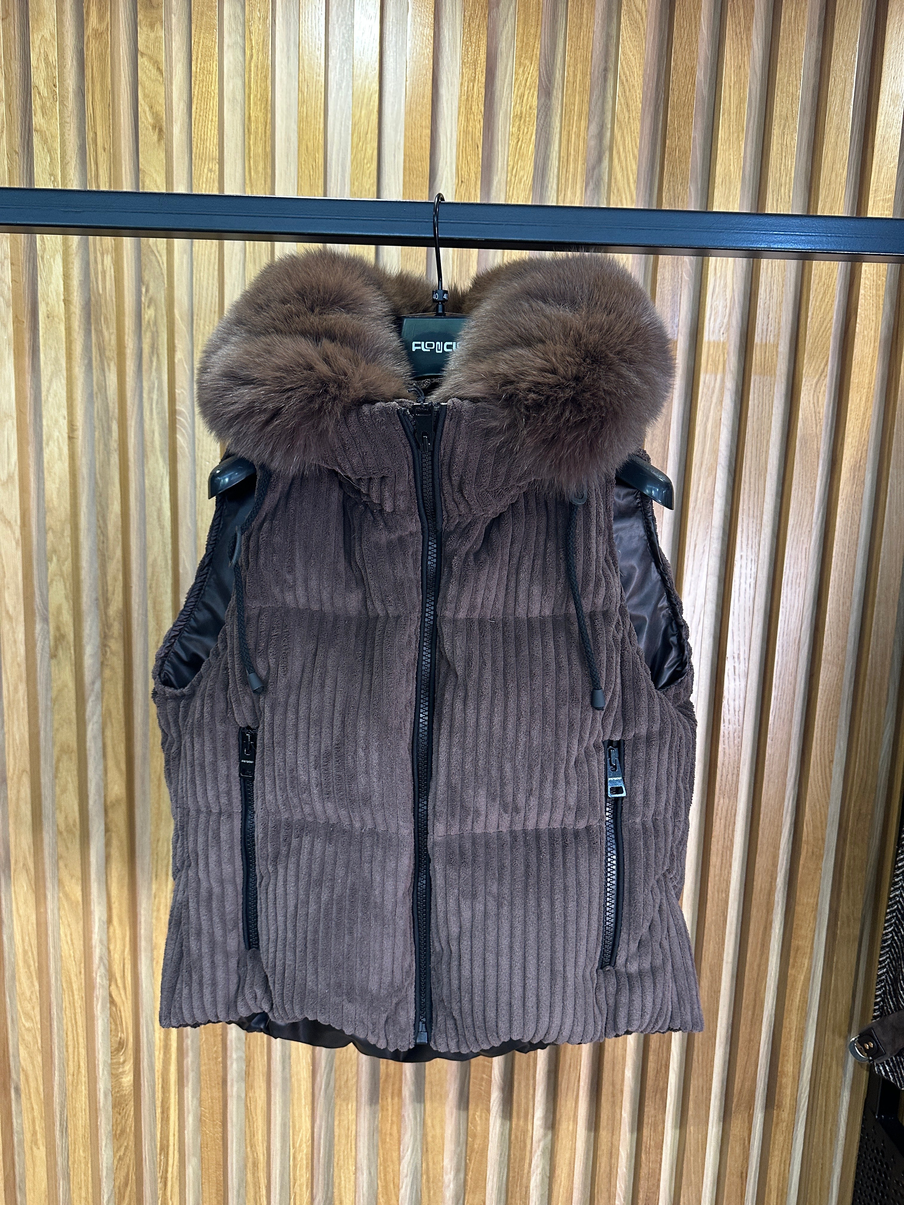 FLO CLO GILET AMINA TEX MARONE